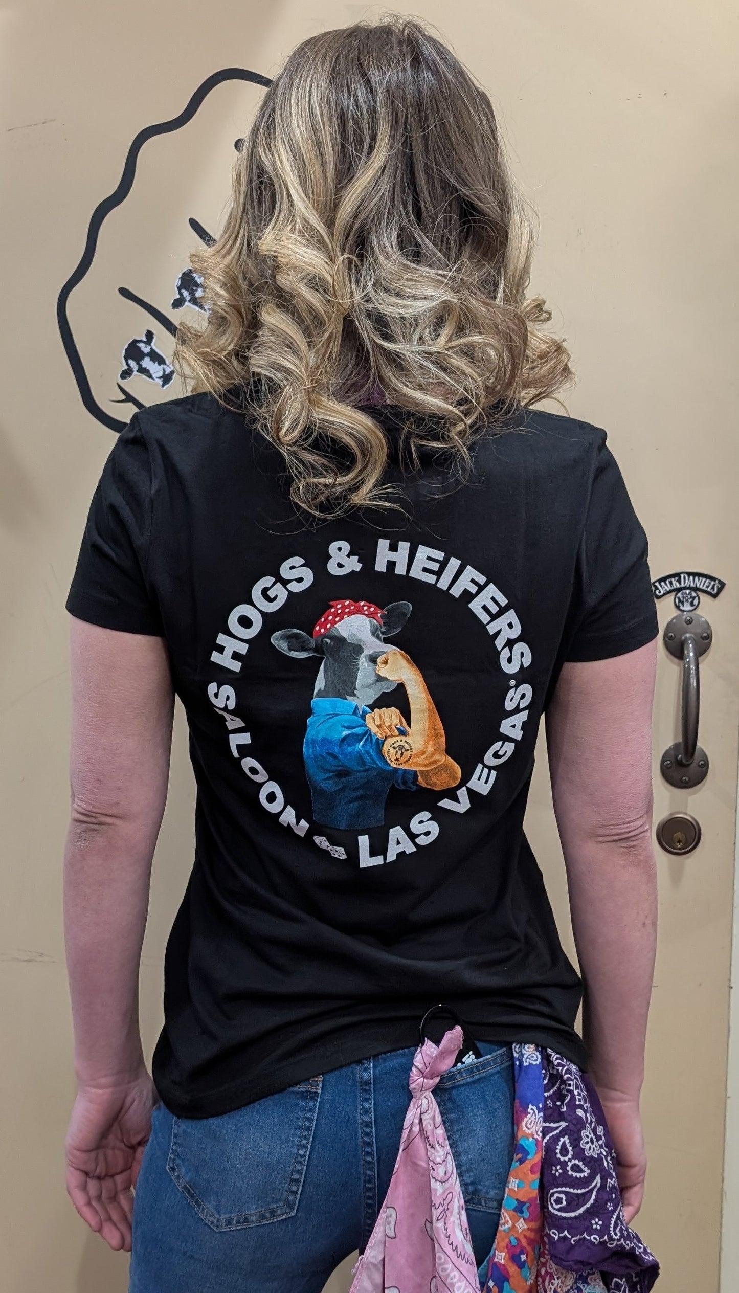 BESSIE V-NECK - CLOTHING