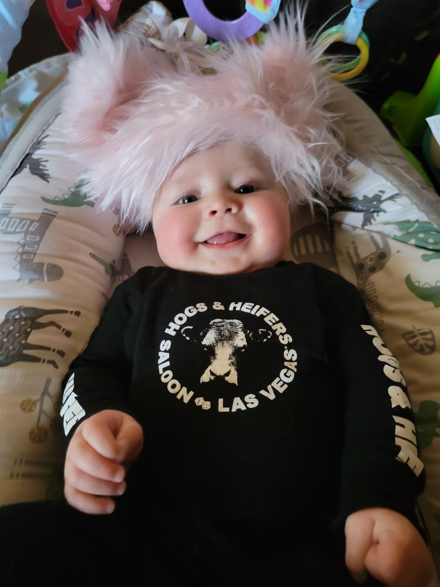 INFANT LONG SLEEVE ONESIE