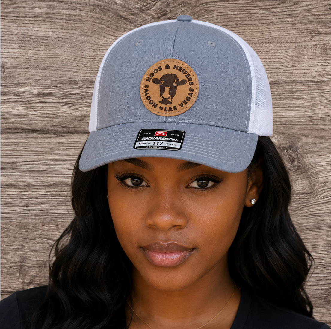 LEATHER PATCH TRUCKER HAT HEATHER GREY/WHITE