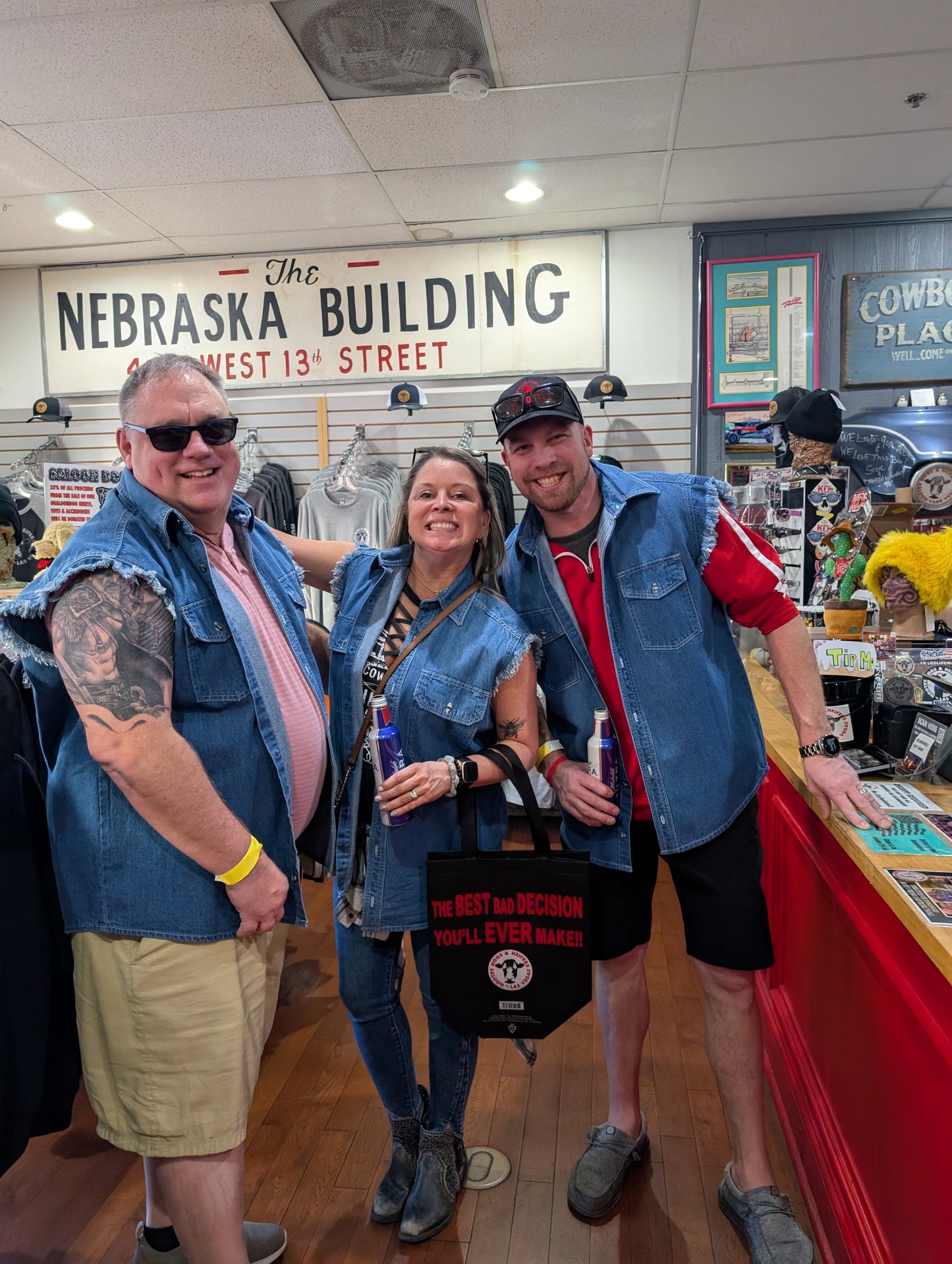 DENIM SLEEVELESS EMBOSSED VEST