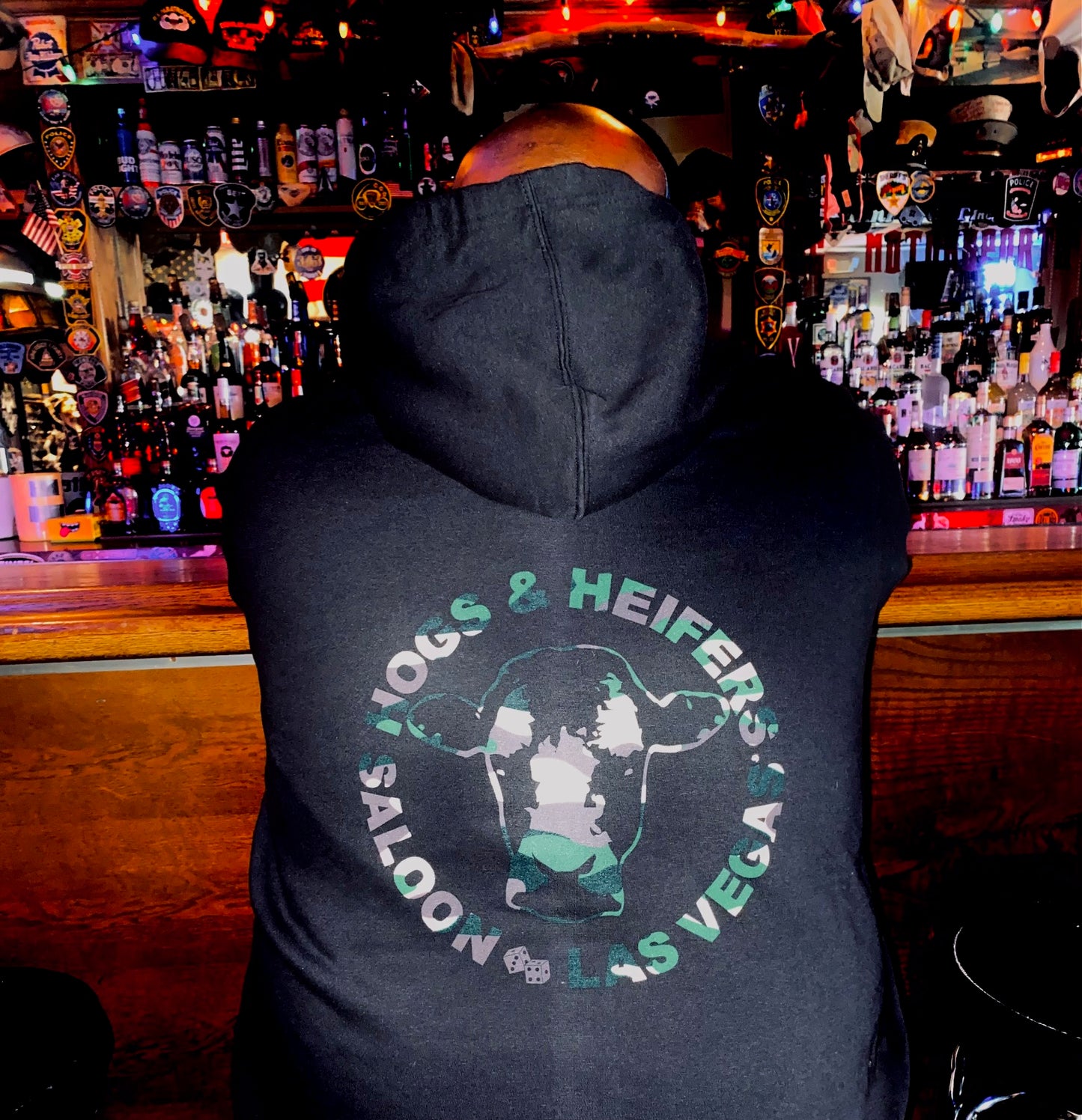 CAMO PULLOVER HOODIE