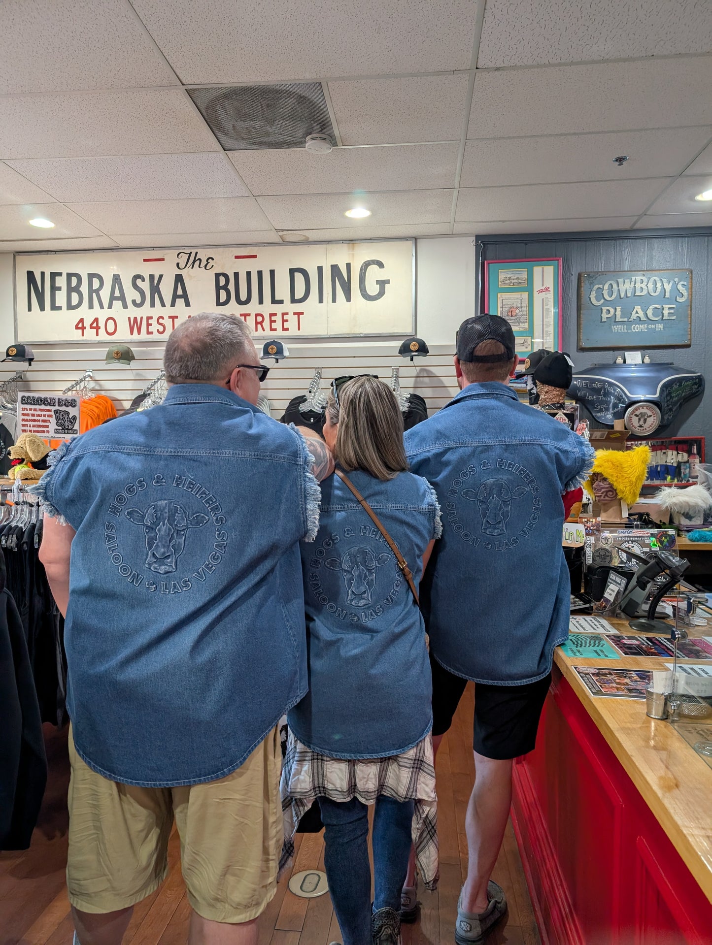 DENIM SLEEVELESS EMBOSSED VEST